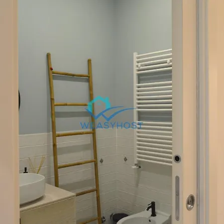 Apartment Renovated & Bright Tuscolanaflat Rome