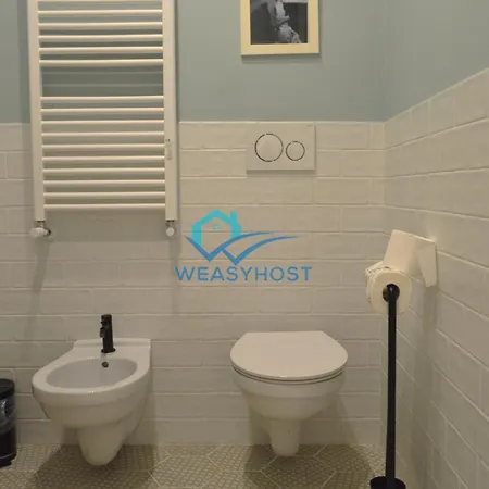 Renovated & Bright Tuscolanaflat Rom